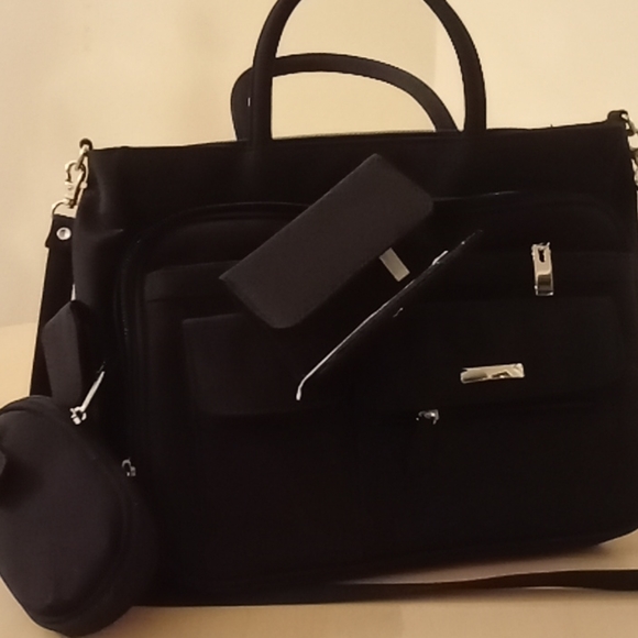 Business Multi Function Tote - Picture 6 of 17